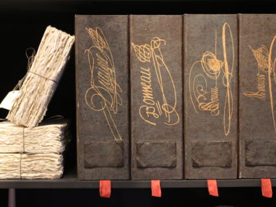 4 range dossiers "Signatures"